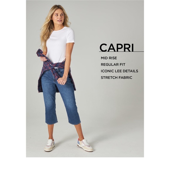 Lee - Picture 4 of 5